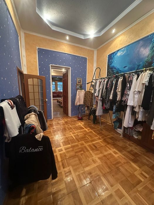 (SALE) -Продаж 6-ти кімн. квартири та ділянки  поряд з вул.Туристів