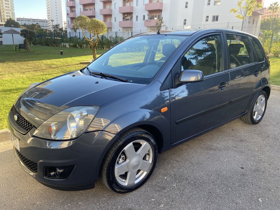 Fiesta 2008 • 1.25 Zetec 75 cv • Multimidia • Imaculado Todos Níveis