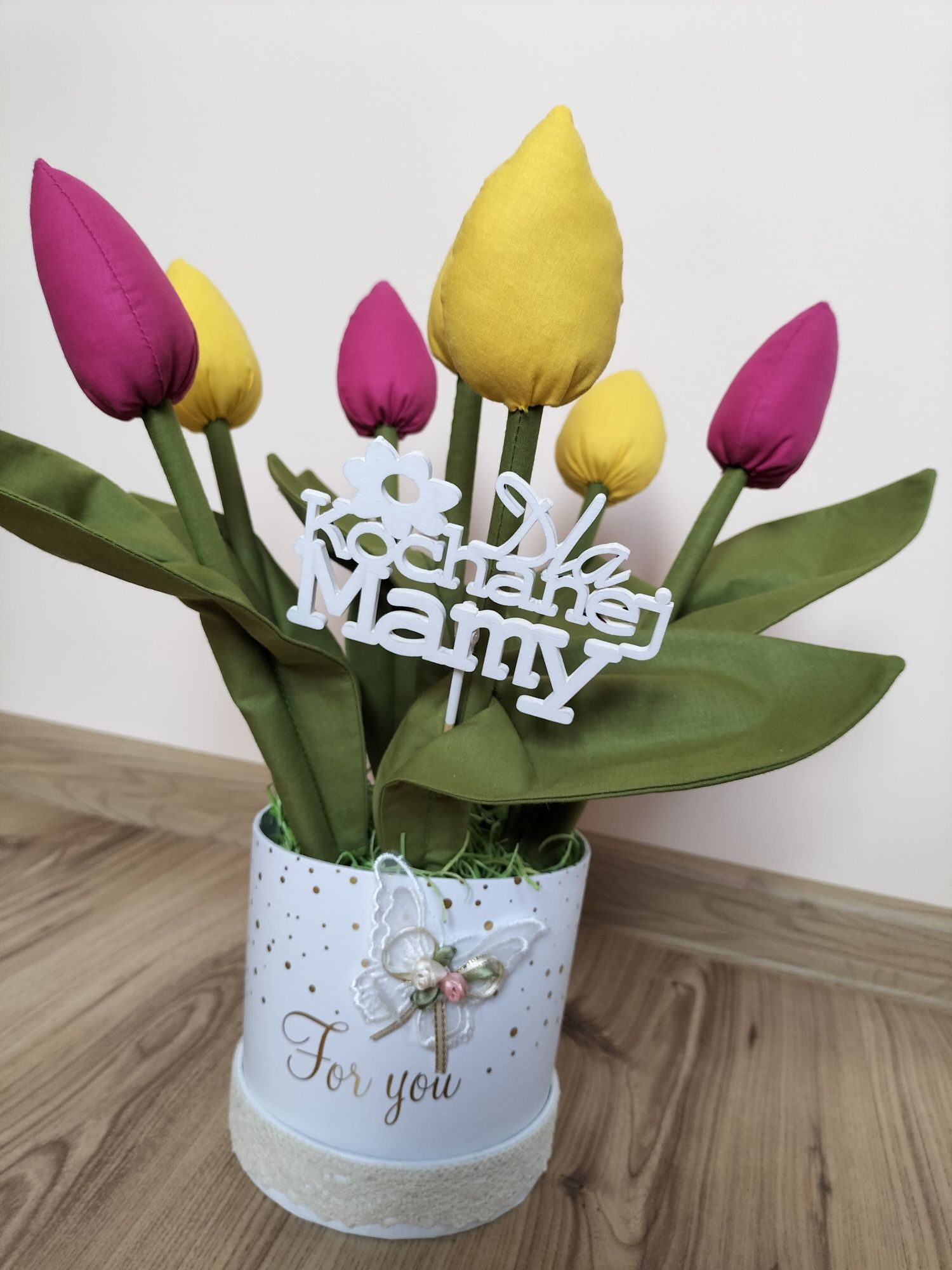 Flower Box z tulipanami Dzień Matki