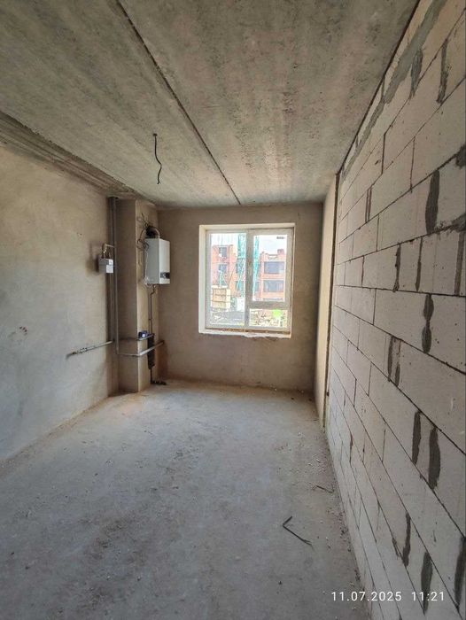 Продаж 3-х кімнатної квартири у зданому будинку