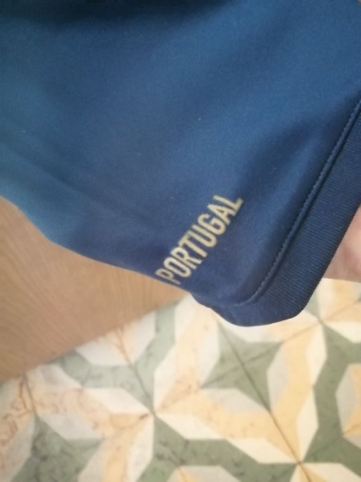 Vendo t-shirt Nike Portugal (portes incluídos)