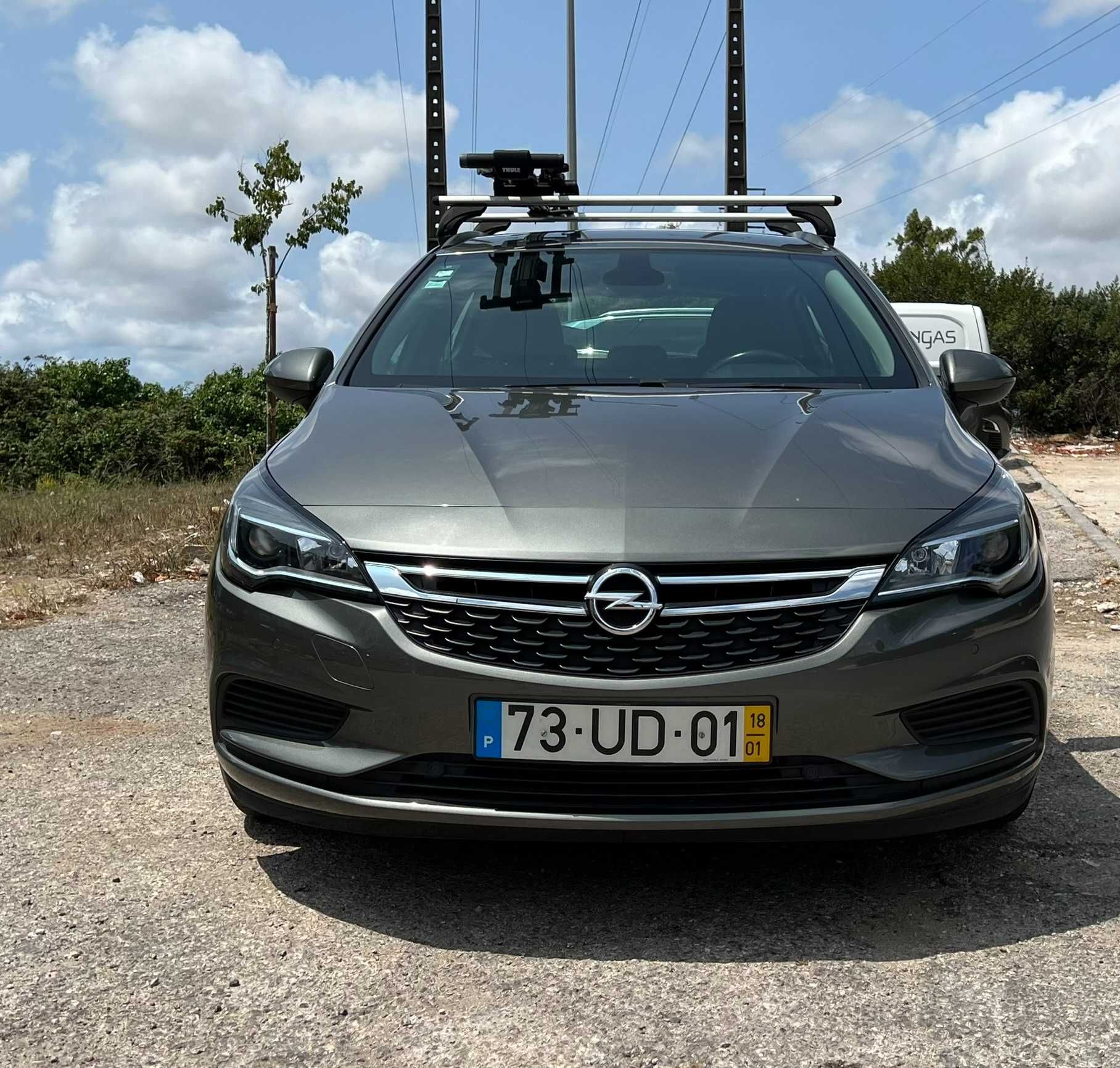 Opel Astra Sports Tourer 2018 apenas 100mil km