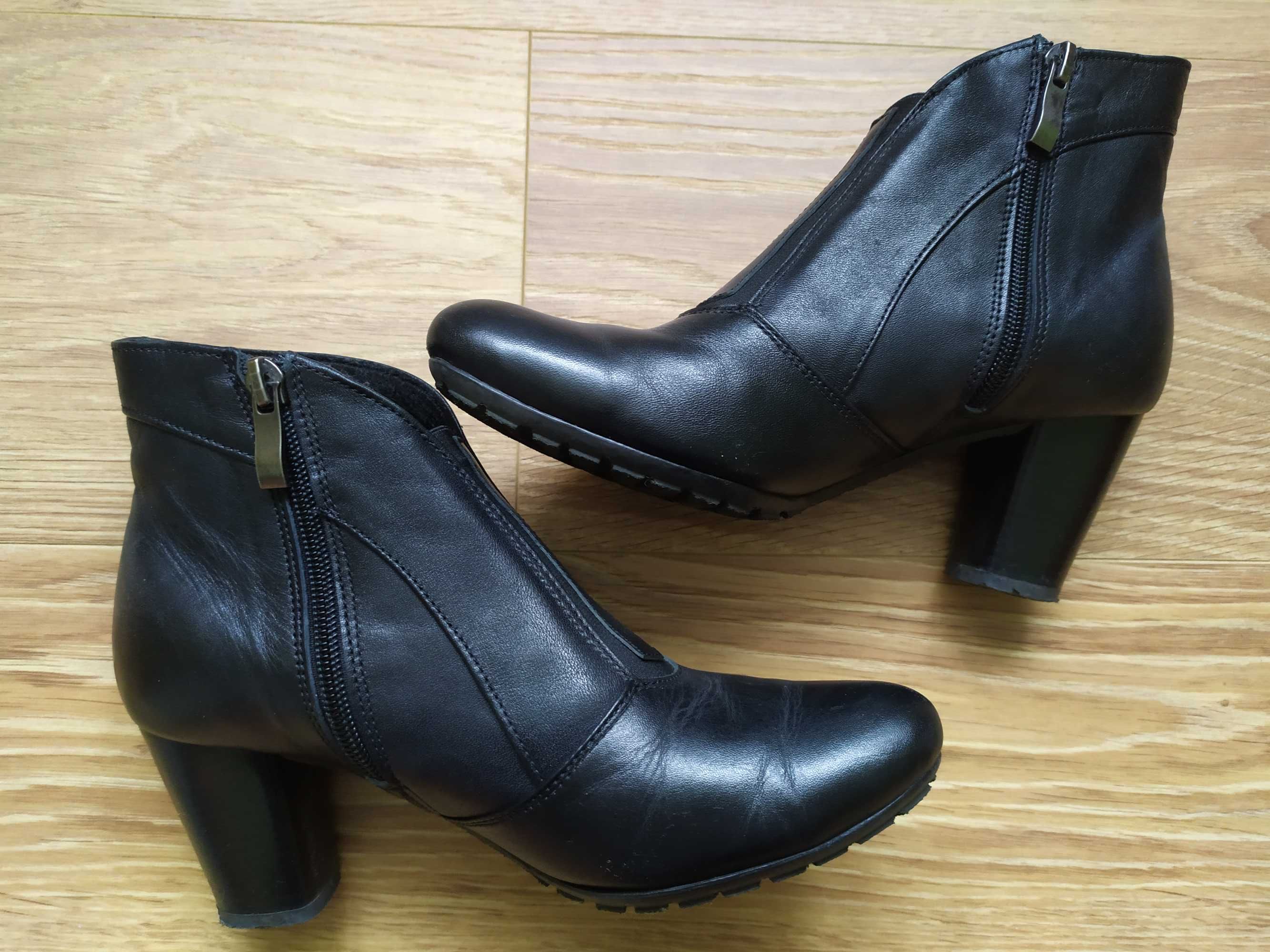 Buty damskie, botki rozmiar 36