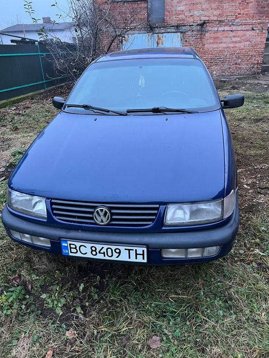 Wolksvagen Passat B4 1,8 моно інжектор