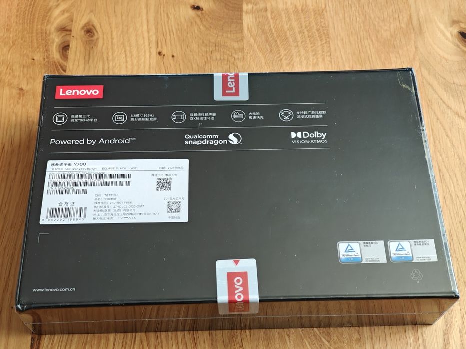 Lenovo Legion Y700, 2025 12/256Gb, Snap 8 GEN 3