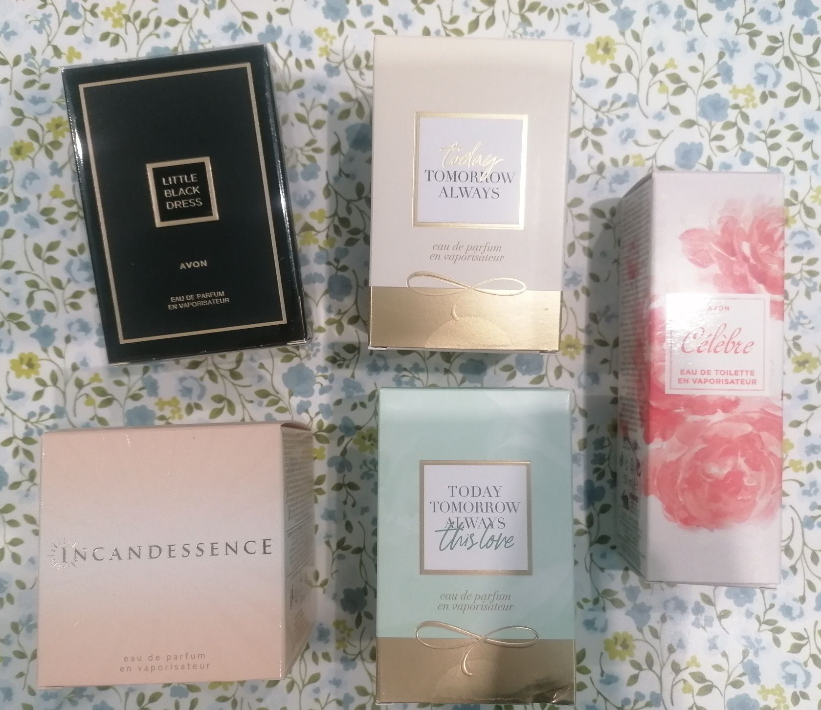 Zestaw perfum Avon