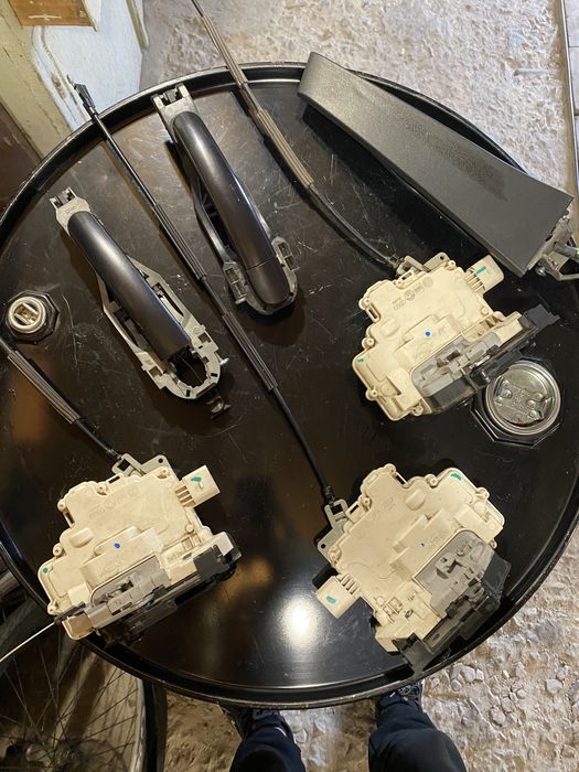 Seat leon 2 пластик салона