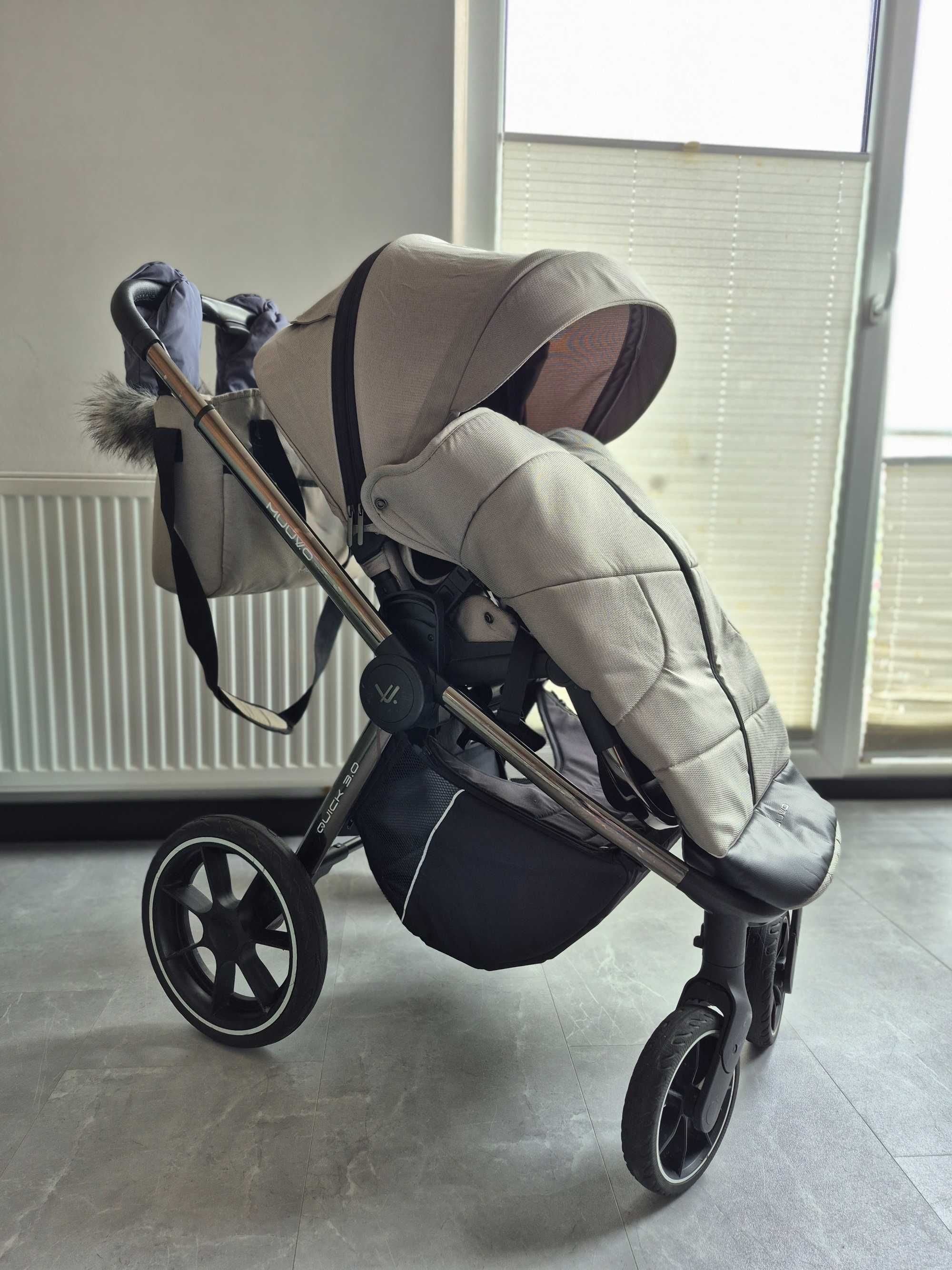 Zestaw Wózek Muuvo Quick 3.0 gondola i spacerówka