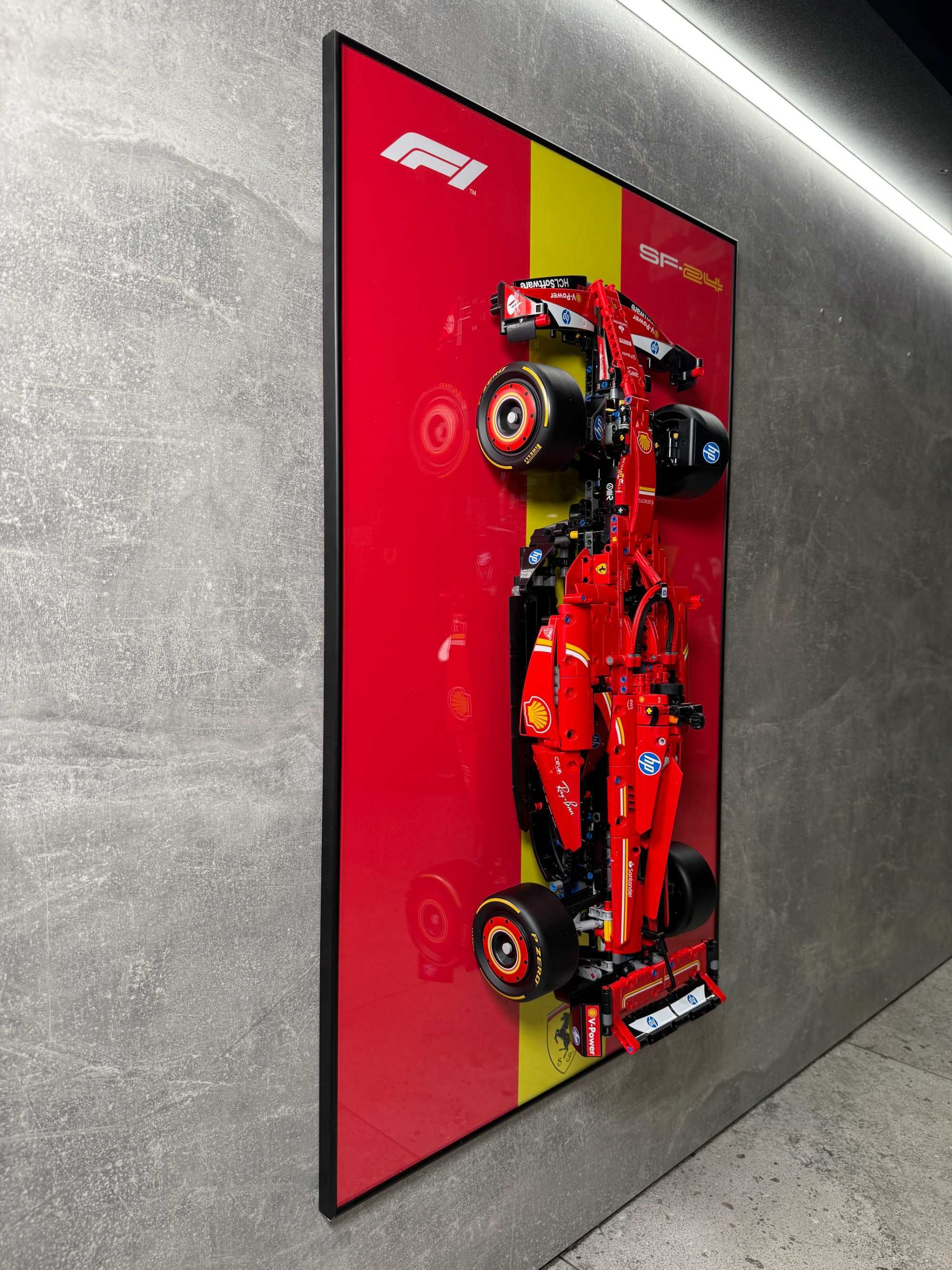 Арт Рамка 80x50 см. для LEGO 42207 Technic Ferrari F1 SF-24 Лего 2024