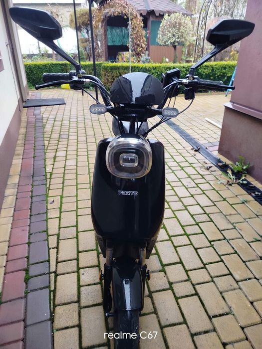 Форте компас майже новий