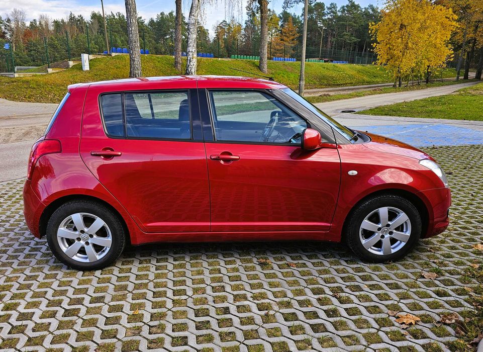 Suzuki Swift 2009 r. 57 tys. km, stan idealny jak nowy, Salon Polska