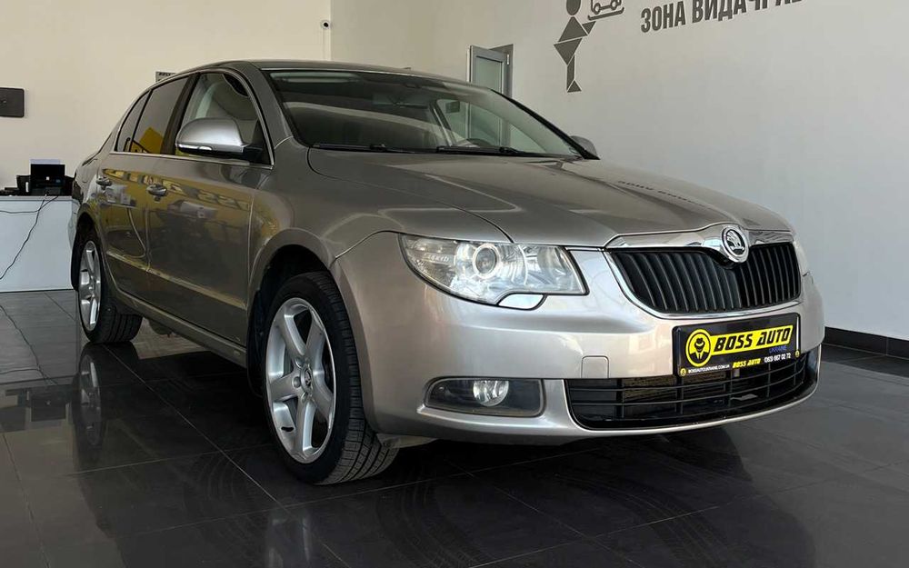 Skoda Superb  2013