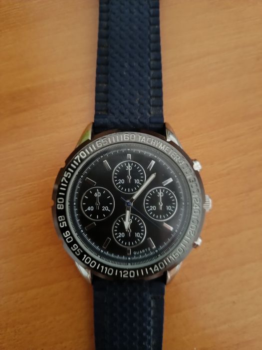 Relógio Avon Quartz