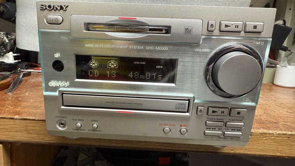 Mini aparelhagem SONY DHC-MD333 radio cd e leitor/gravador minidisk