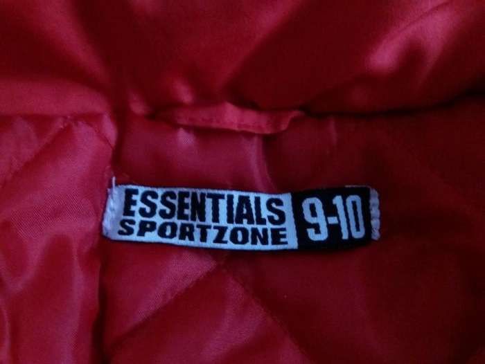 Kispo Essentials Vermelho (9-10 Anos)