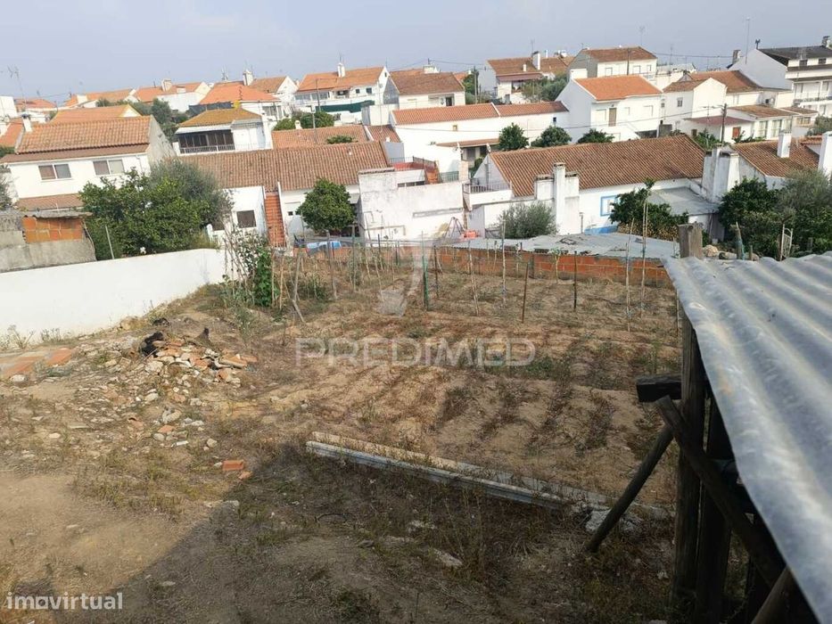 Terreno urbano para construção