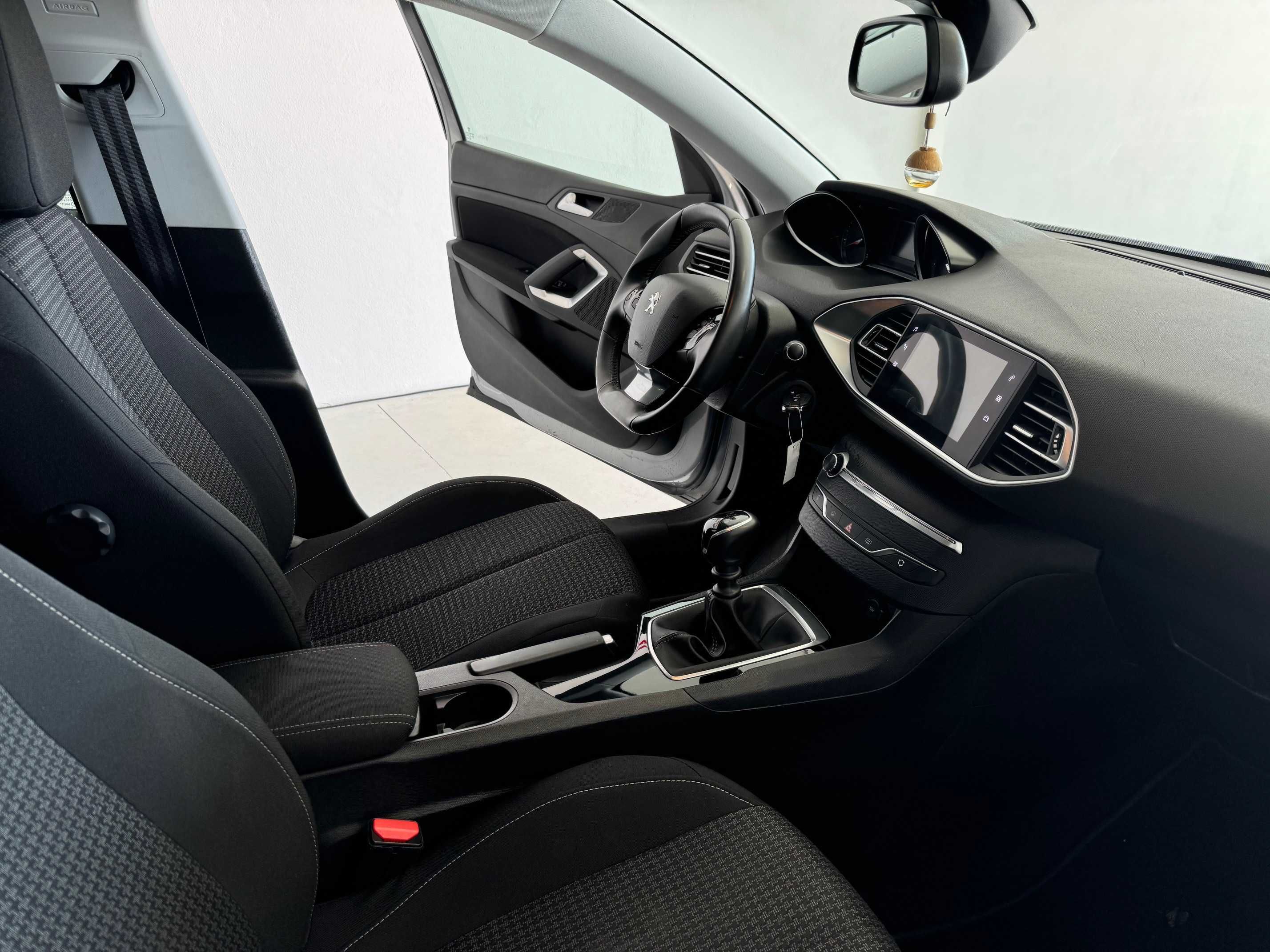 Peugeot 308 PureTech 110 Stop & Start Style