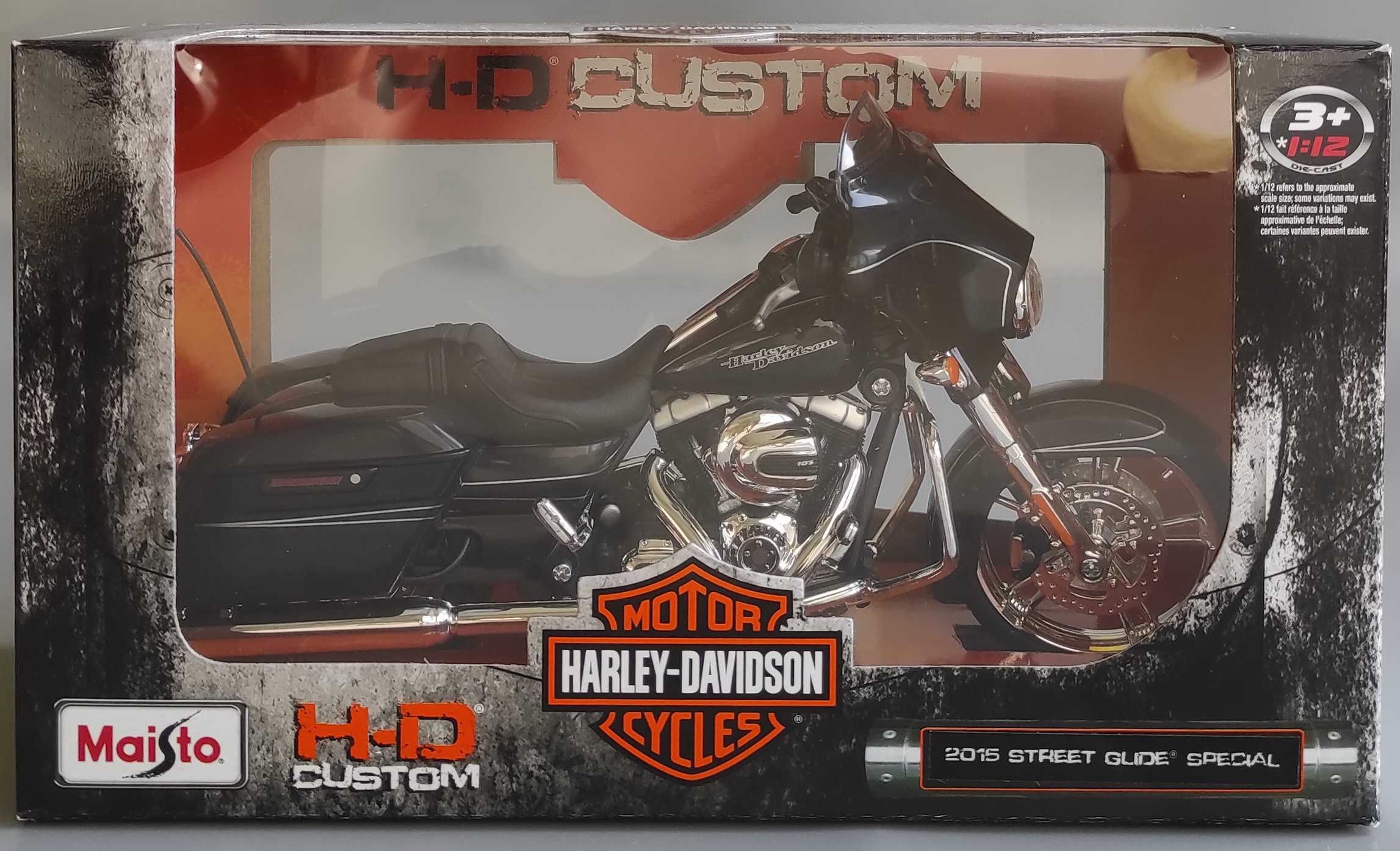 Модель мотоцикла "Harley-Davidson Street Glide Special" 1/12 (Maisto)