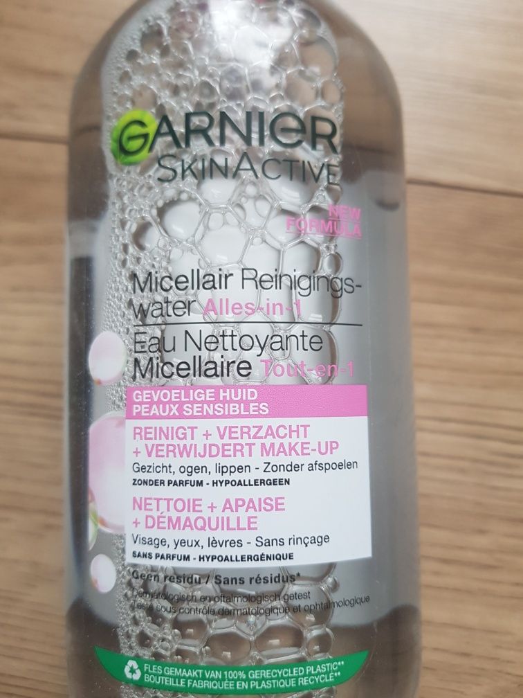 Nowy płyn mineralny do twarzy Garnier Skin Active 400ml