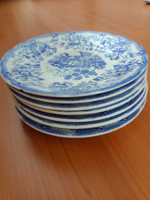 Pratos italianos Antigos da marca Ironstone (8 pratos)