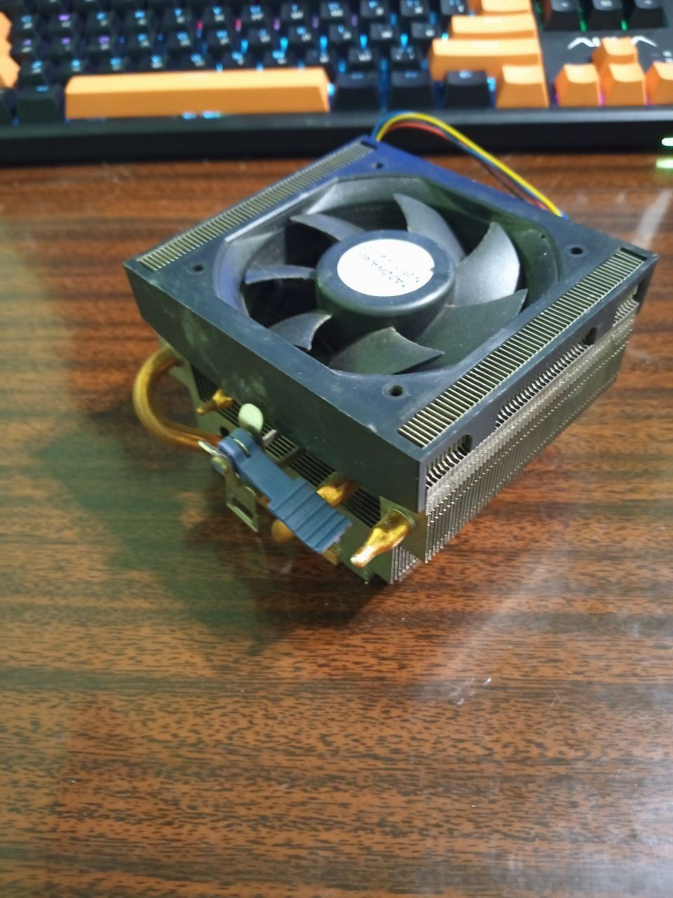 AMD FX8320 BOX, 8 ядер, Сокет AM3+ бокс комплект