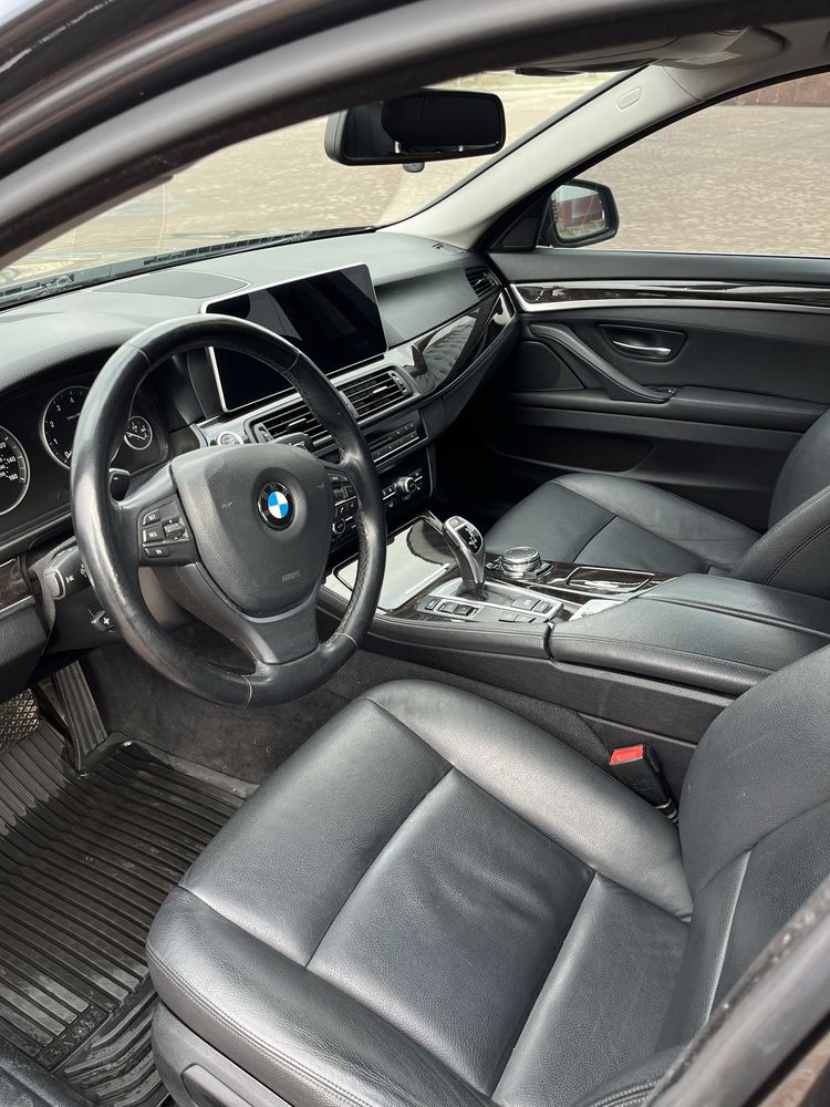 Продам bmw f10 2015