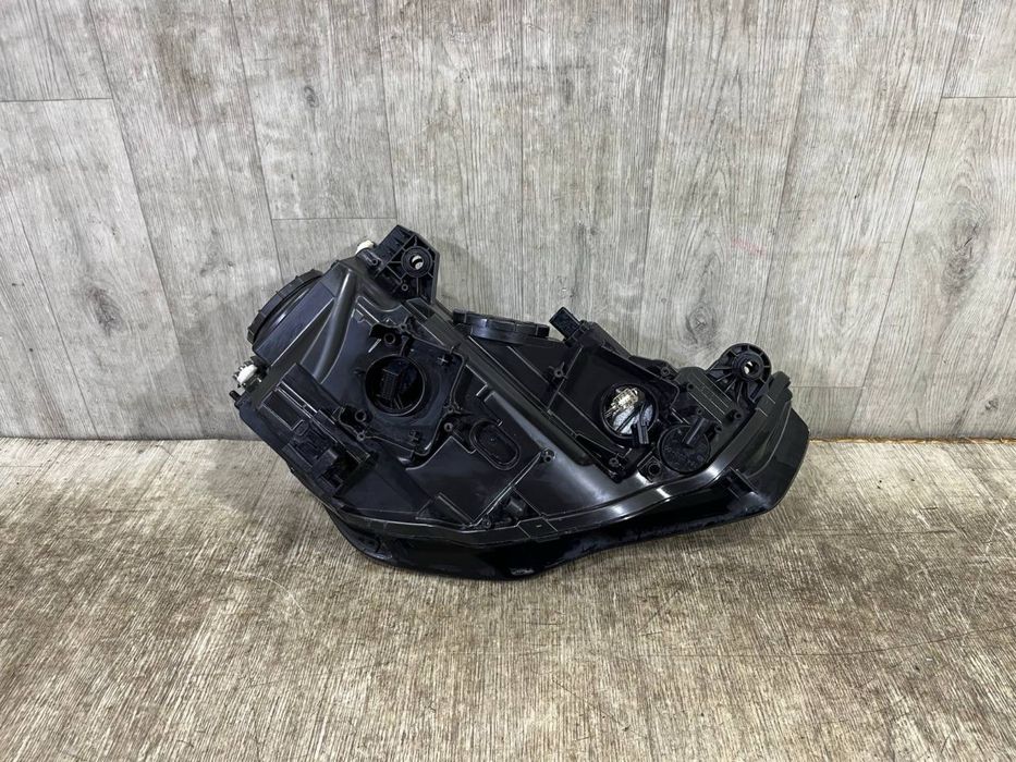 Фара передняя левая Audi A3 8V ( 2012 2013 2014 2015 2016 г. )