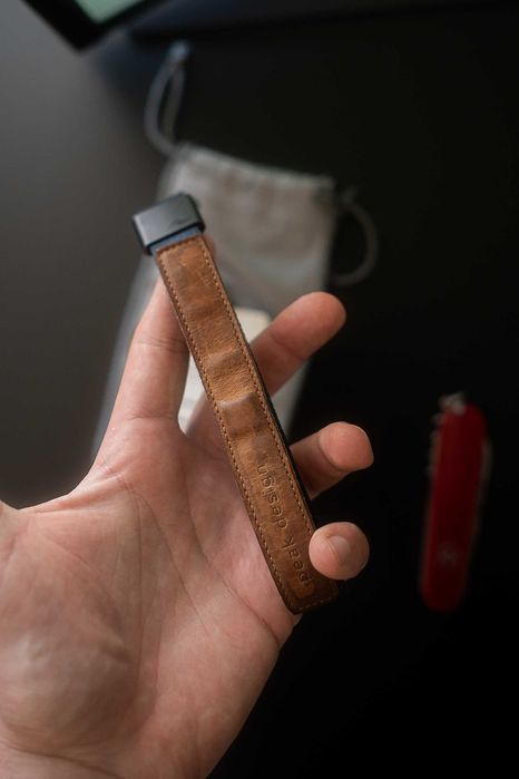 peak design cuff // pasek na nadgarstek