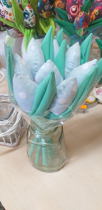 Bukiety szytych tulipanów po 7szt