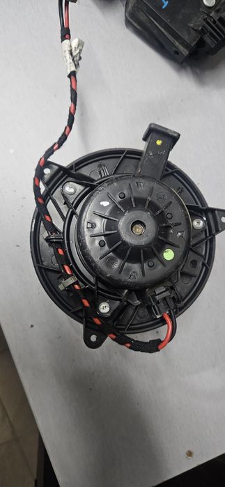 Opel Insignia Wentylator Dmuchawa