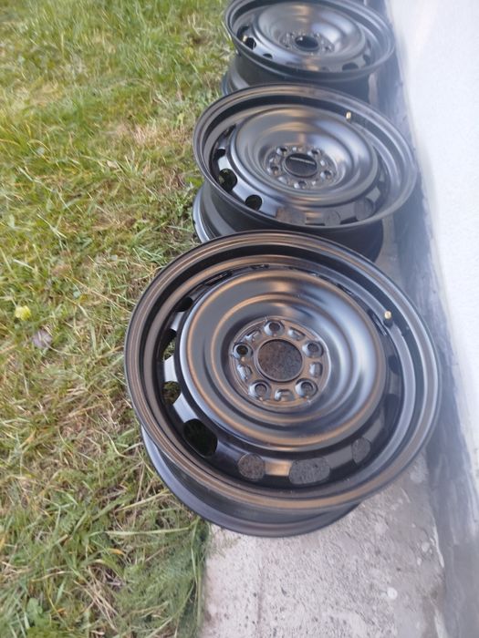 Sprzedam felgi 16cali r5x114,3x67