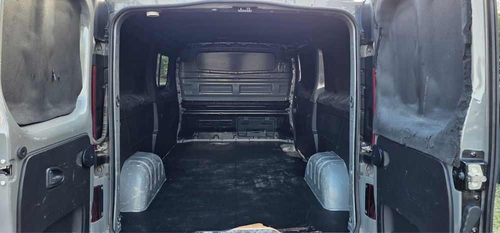 Bus, blaszak, vivaro 2015,1.6 biturbo