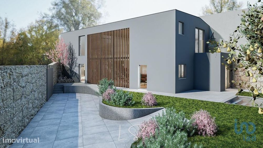 Casa / Villa T3 em Mazarefes E Vila Fria de 154,00 m2