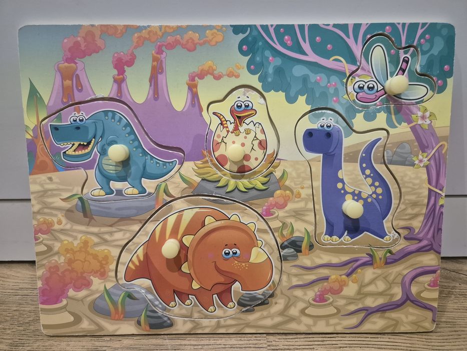 Drewniane puzzle układanki