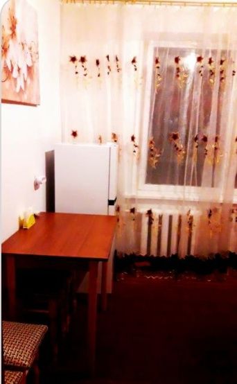 ВІЛЬНА .Центр Здам 2 х кім квартиру Почасово подобово  по