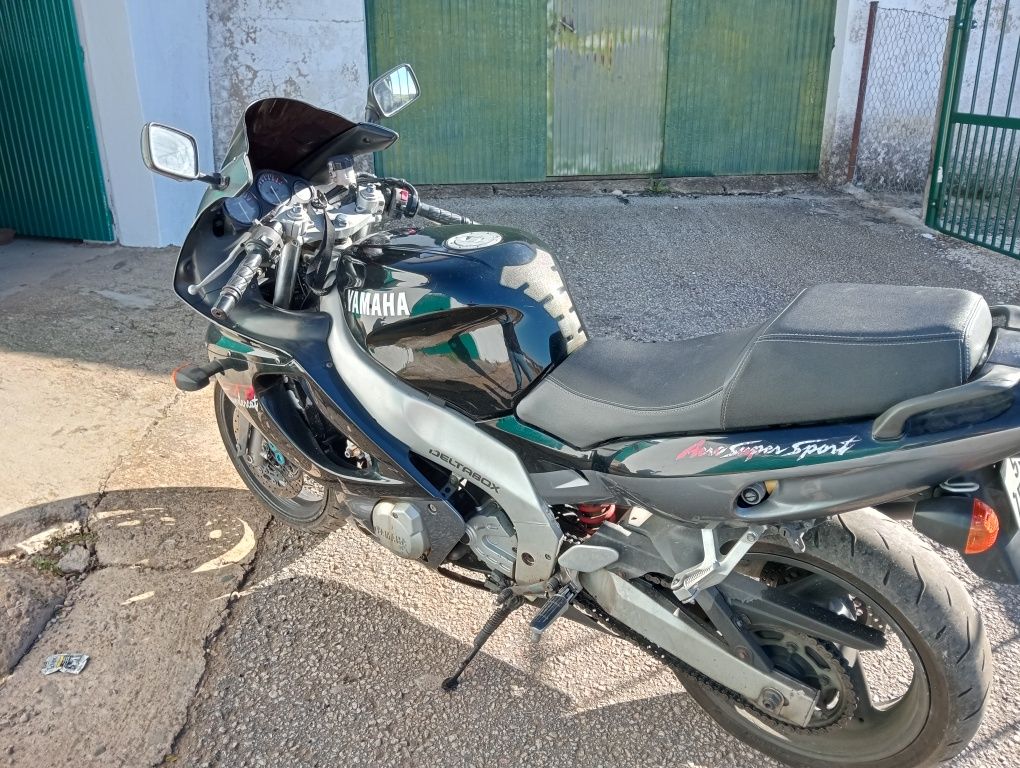 Yamaha 600 YZF Thundercat