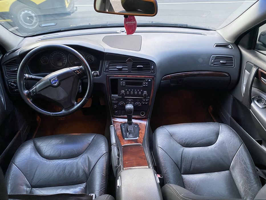 Volvo V70 2008 2.4 бенз акпп