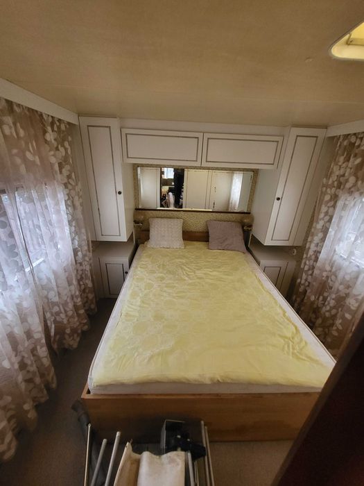 Przyczepa kempingowa knaus 9m DACH OCHRONNY NAMIOT