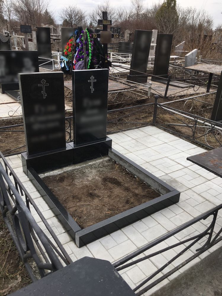Пам'ятники гранітні та бетонні «Моноліт» Кам‘янське