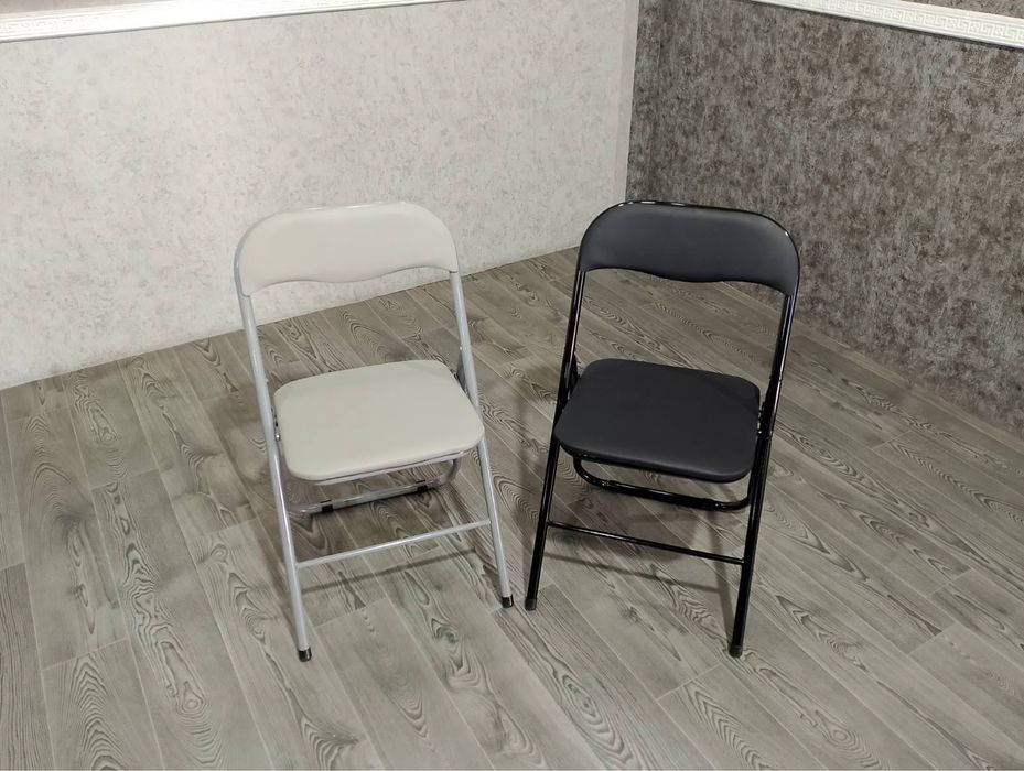 Складний стілець ідеально підходить для використання вдома , в офісі