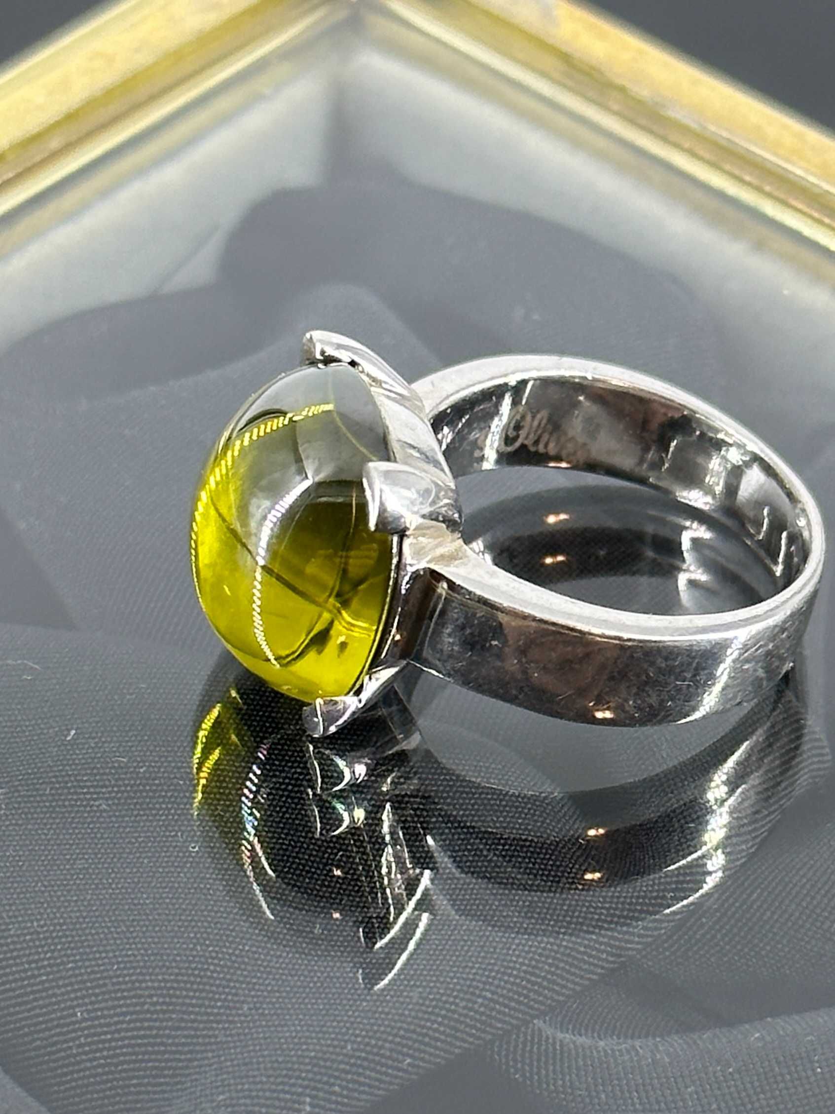 Srebro - Srebrny pierścionek z Oliwinem