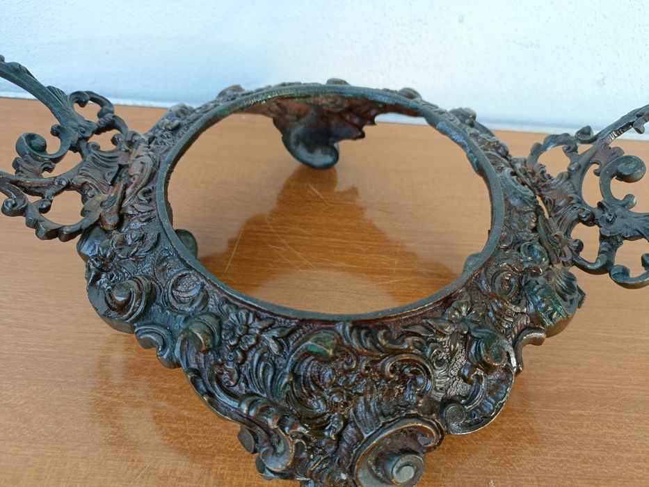 Peça ornamental em bronze