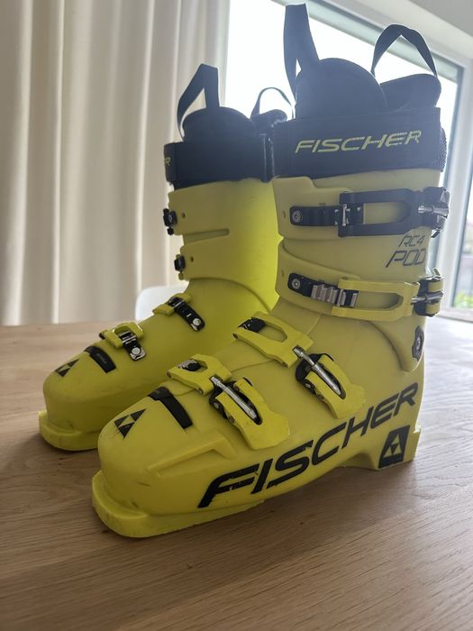 Buty narciarskie juniorskie Fisher RC4 Podium 90 stan bdb