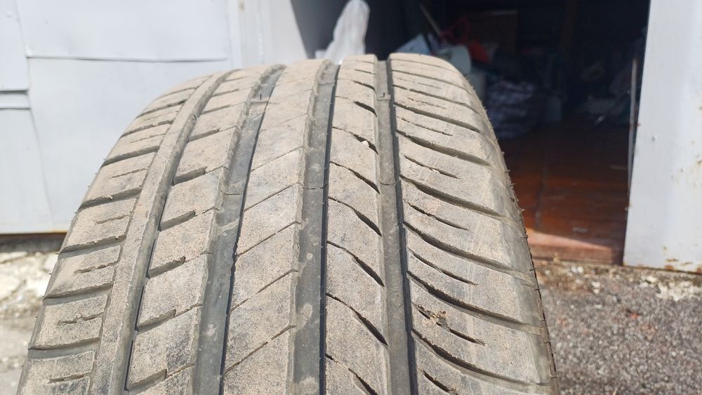 Продам диски с шинами