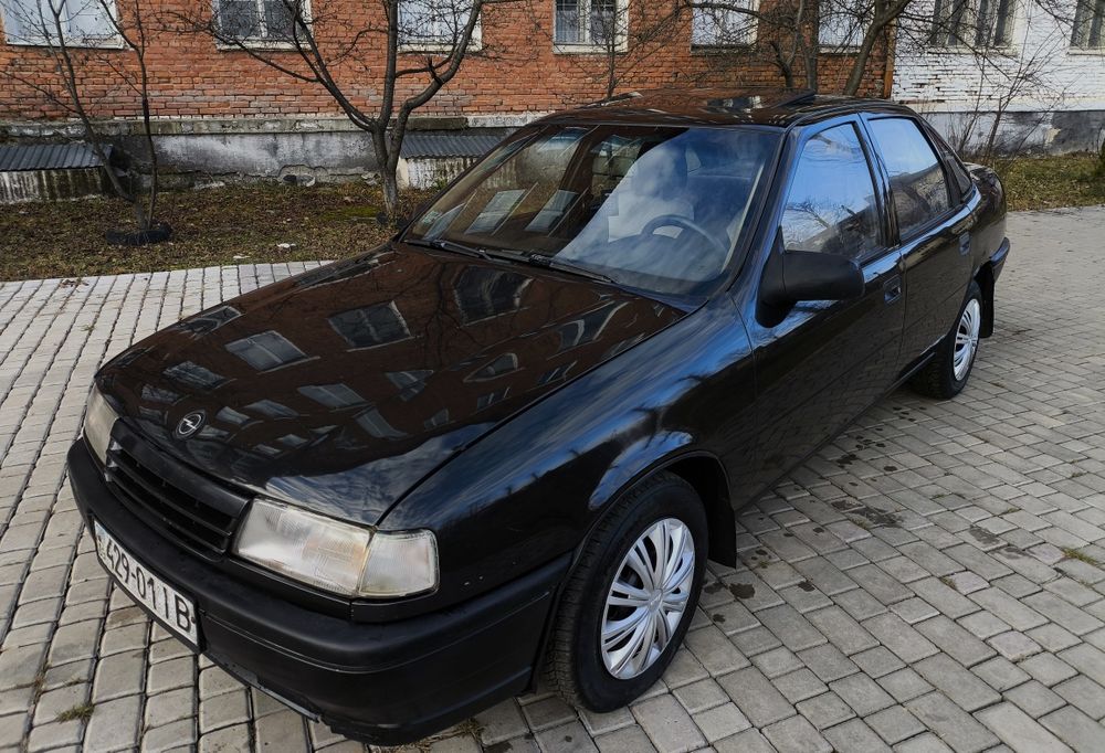 Opel Vektra A 1.6 Бензин в гарному стані Вектра авто машина