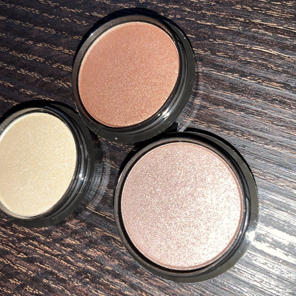 Sephora pojedyńcze cienie do powiek i gratis szminka
