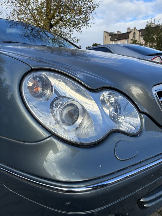 Oklejanie samochodów, przyciemnianie szyb,polerowanie lamp