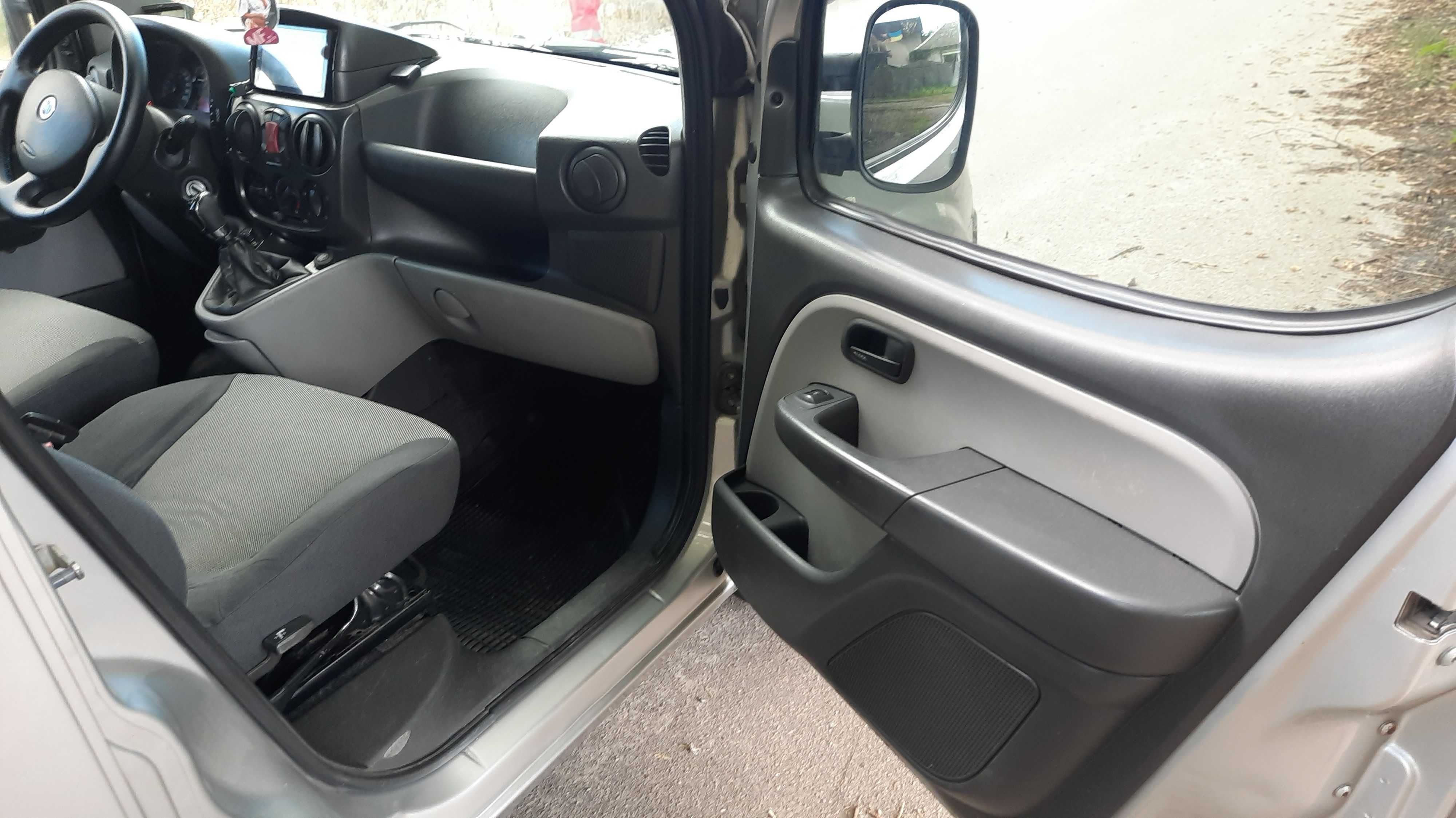 Fiat Doblo Panorama 2007 р 1.3 multijet