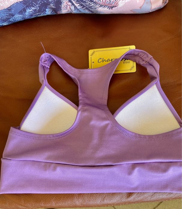 Top lilas desporto ou praia
