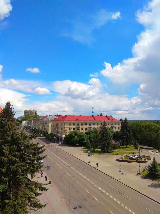 Продається ЕКСКЛЮЗИВНА 3кімнатна СТАЛІНКА в самому центрі міста